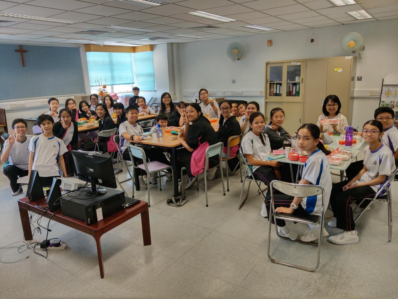 They enjoyed the lunch with their teammates before the games.