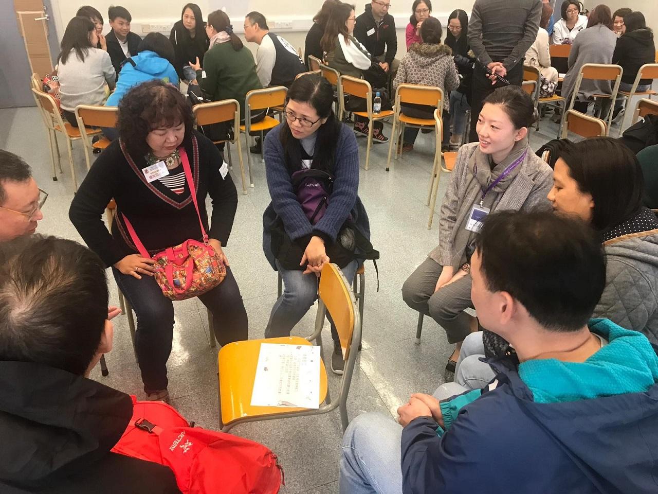 In the case study session, parents and Career Teacher discussed the communication strategies and attitudes when children face difficulties in future planning.